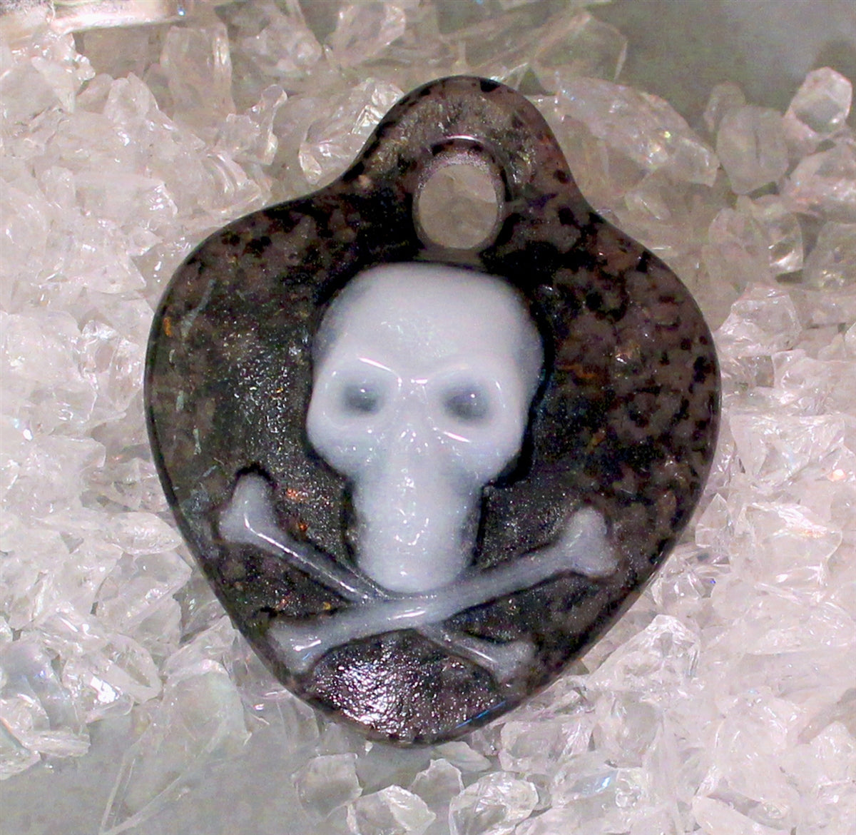 Skull and Crossbones Cameo (CPI LF95)