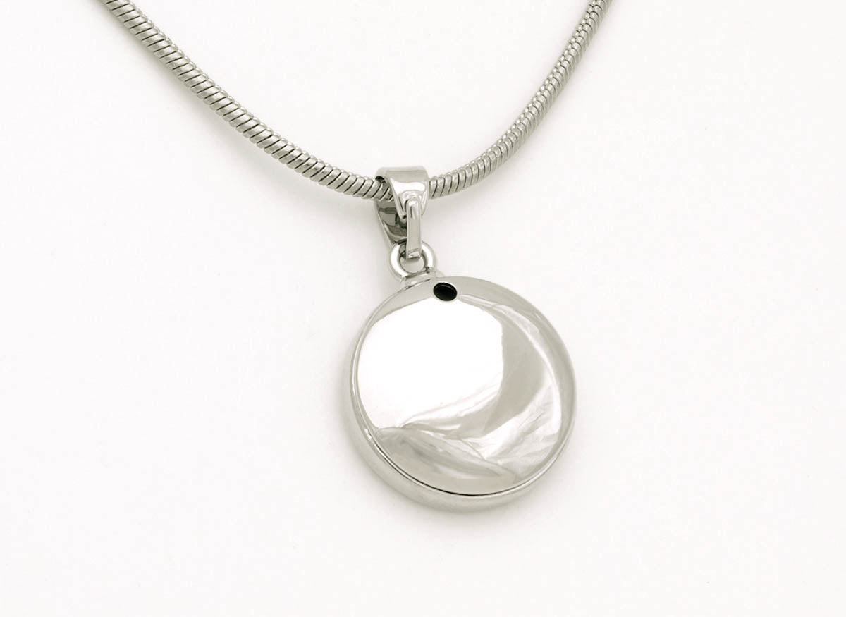 Necklace with Chain and One Flat Disk